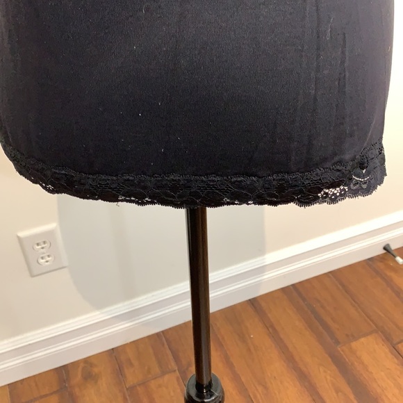 Black Camisole Tank Top with Lace Trim Size Medium - Picture 4 of 7